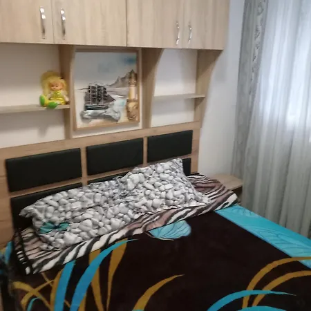 Apartment 3 *